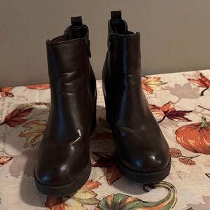 Elegant Brown Ankle Boots Final Price